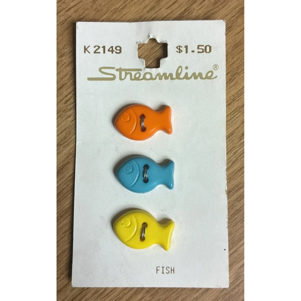Streamline Fish Buttons Orange Blue Yellow 5/8